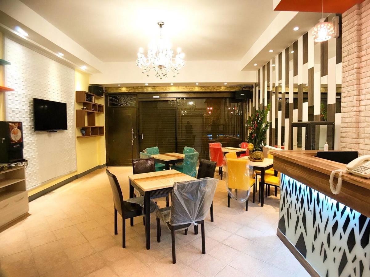 J. Home Гаосюн Екстер'єр фото