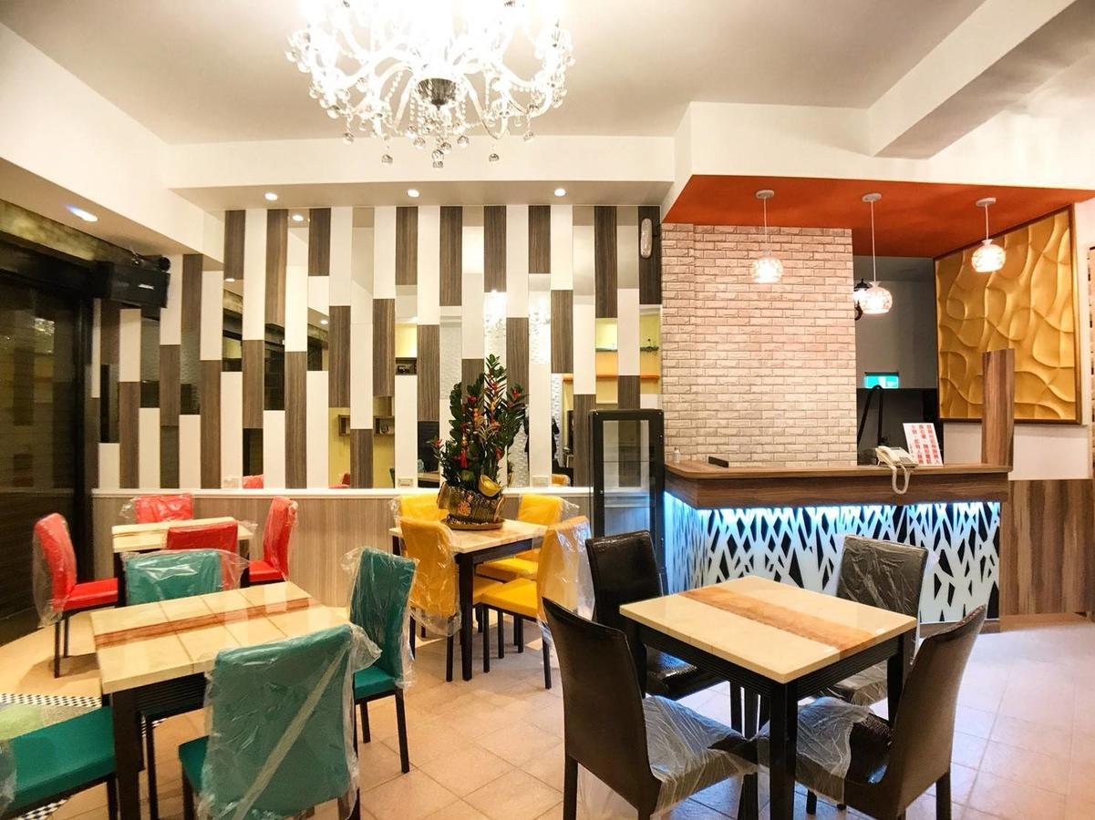 J. Home Гаосюн Екстер'єр фото